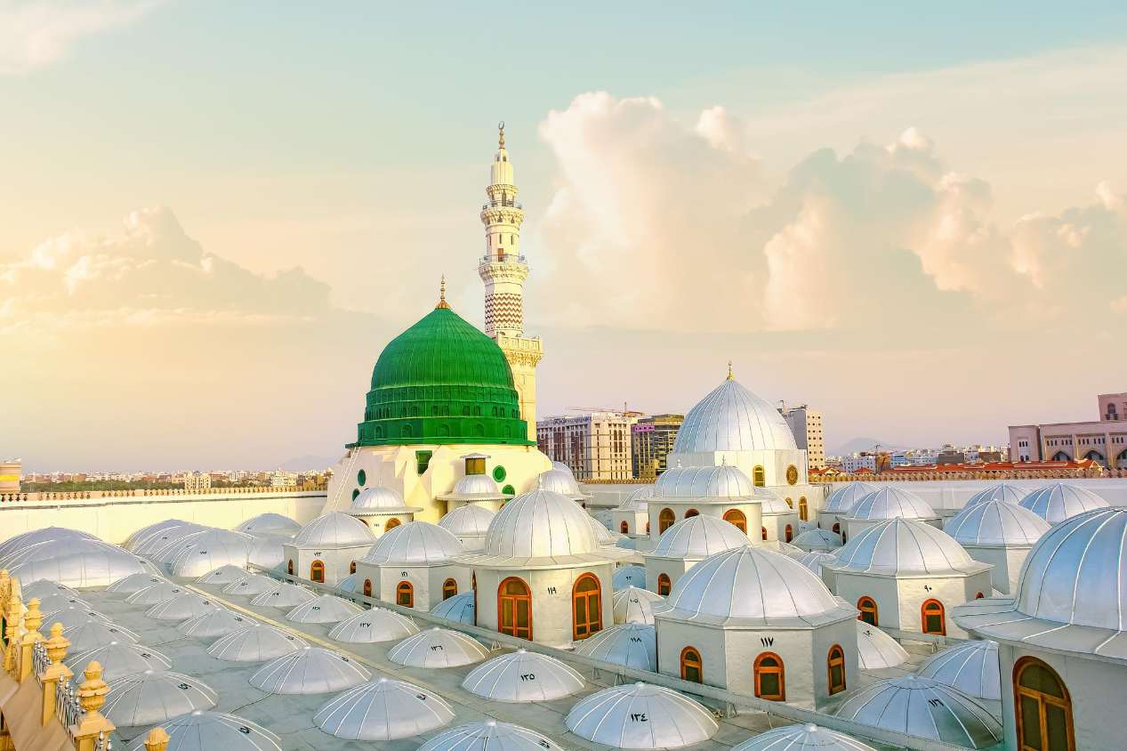 Umrah Journey: Madinah Bliss